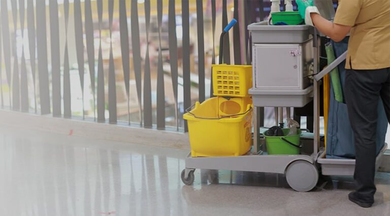 retail-store-cleaning