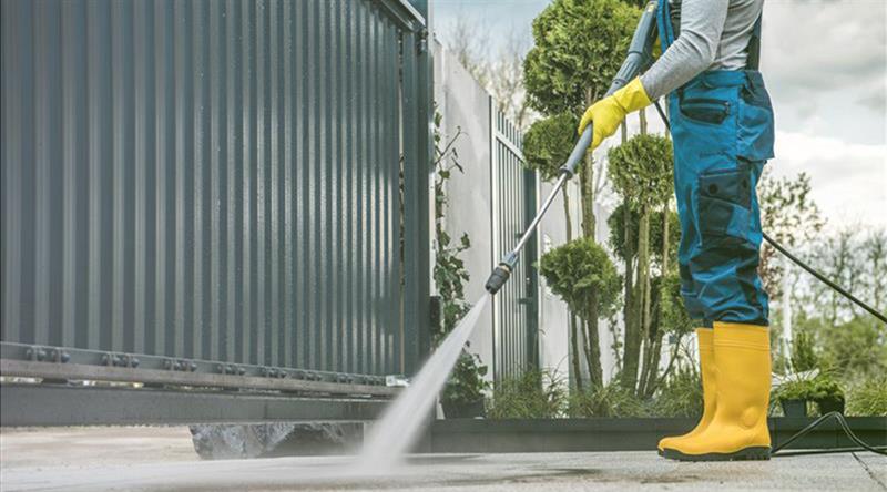Importance of High-Level Cleaning in Industrial and Commercial Settings