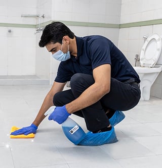 Commercial Bathroom Deep Cleaning